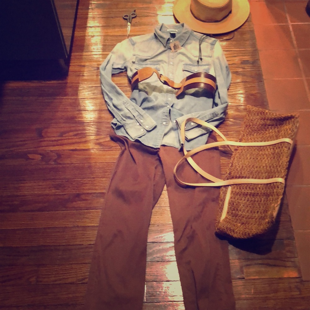 FRENCH KISS Brown Straight leg jeans.
